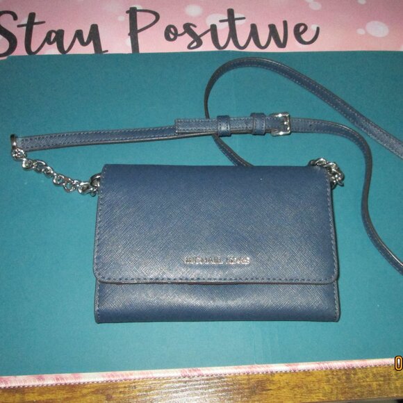Michael Kors Handbags - Michael Kors crossbody wallet/ cell phone